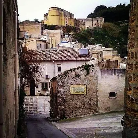 La Domus Di Segesta Apartamento